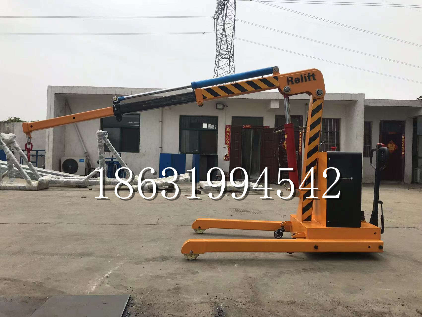 灵石县久征定做3吨三轮随车吊 农用园林绿化移树吊 平板工程用小吊机